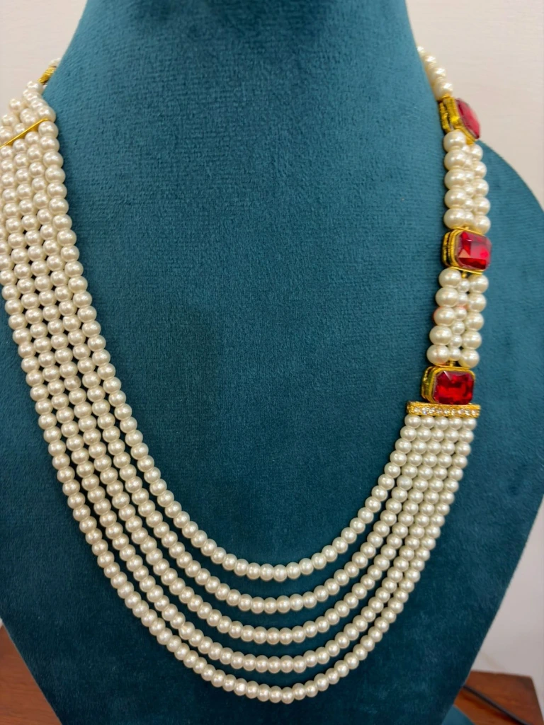 Pearl with red pendants necklace