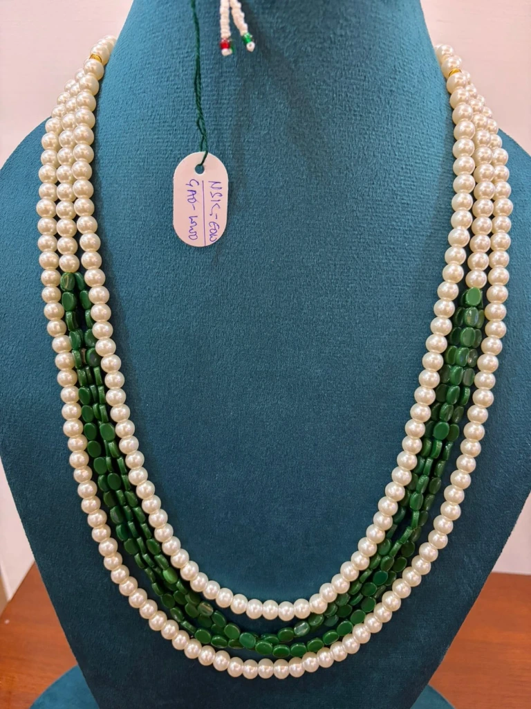 Fancy mix Green and prearl necklace