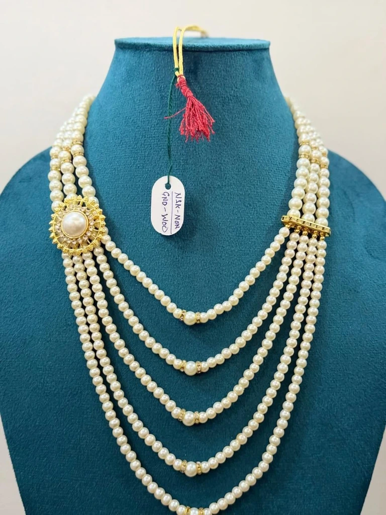 Dhula Necklace with one side Pendant White Pearl
